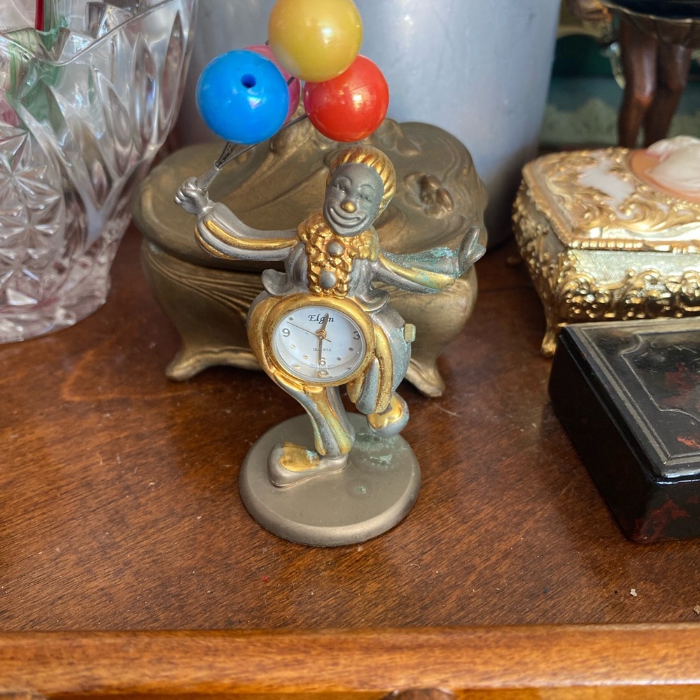 Clock - Picture 2 of 10